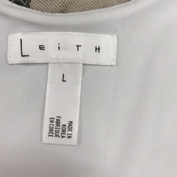 Leith Ruched V-Neck Sleeveless Thong Bodysuit - Picture 4 of 10